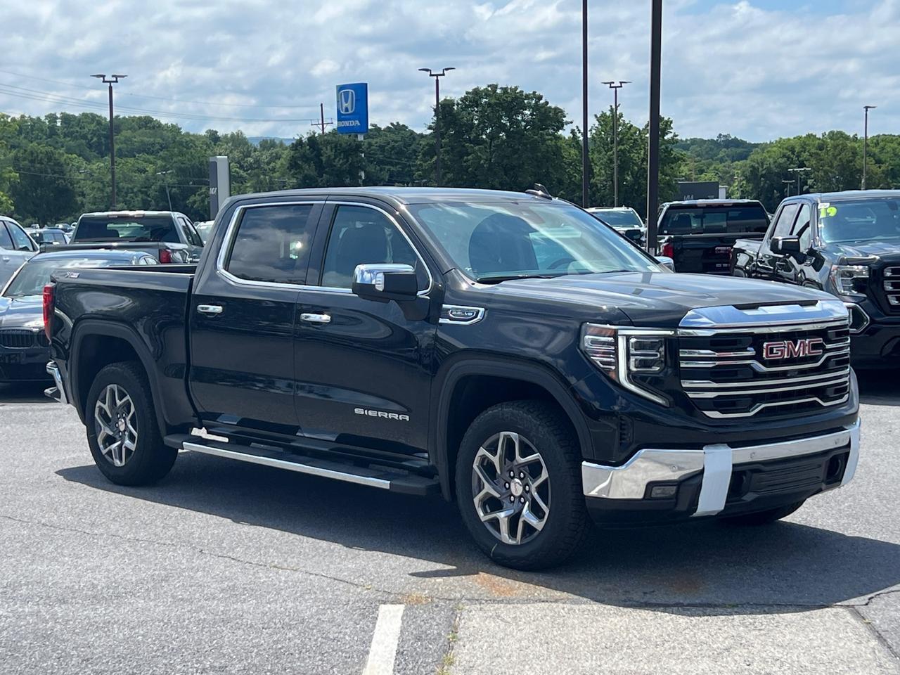 2025 GMC Sierra 1500 SLT Hagerstown MD