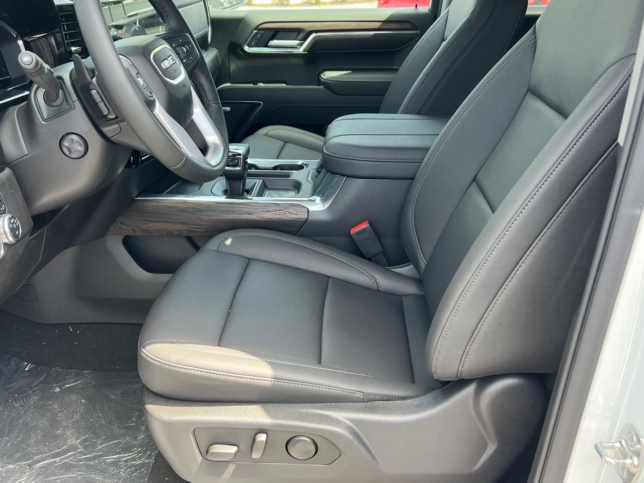 2025 GMC Sierra 1500 SLT Hagerstown MD