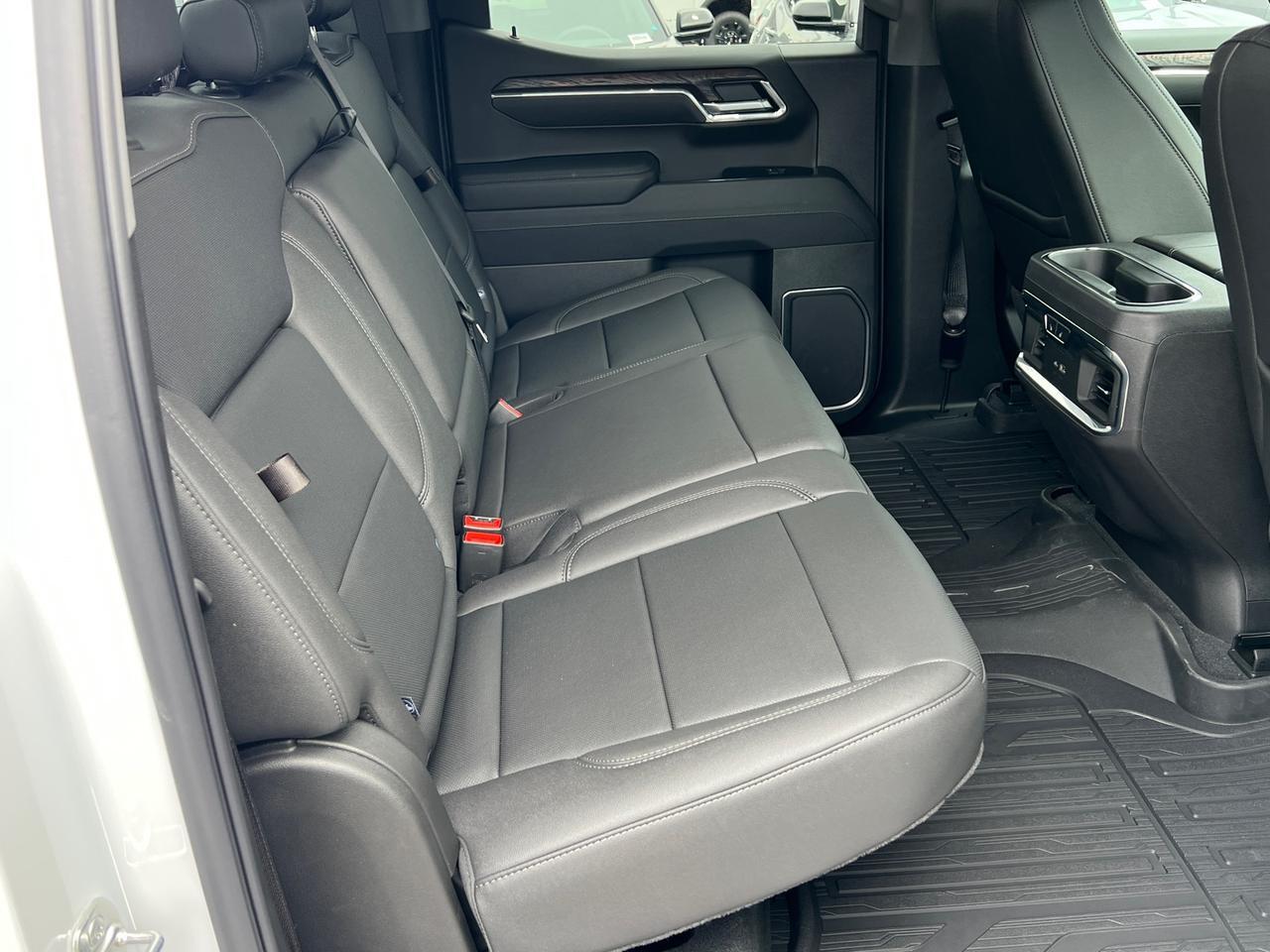 2025 GMC Sierra 1500 SLT Hagerstown MD