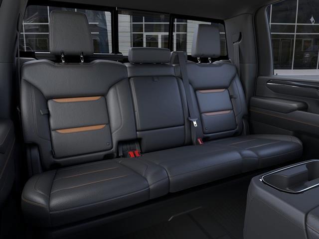 2025 GMC Sierra 2500HD 4WD Crew Cab Standard Bed AT4 Seaside CA