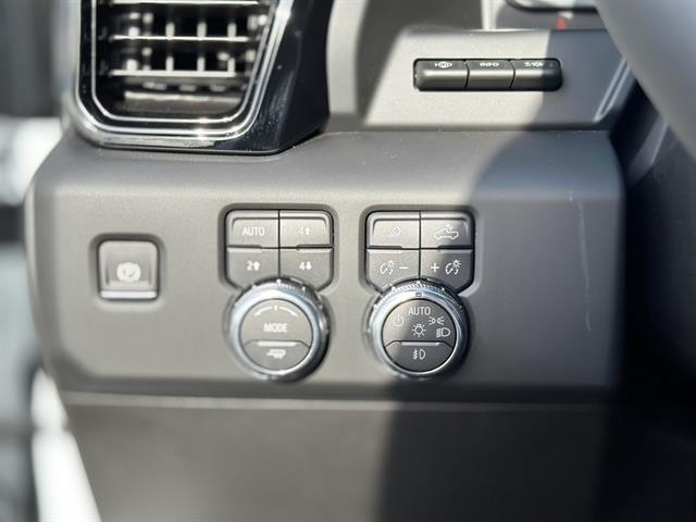 2025 GMC Sierra 2500HD 4WD Crew Cab Standard Bed AT4 Tucson AZ