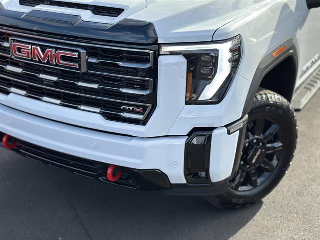 2025 GMC Sierra 2500HD 4WD Crew Cab Standard Bed AT4 Tucson AZ