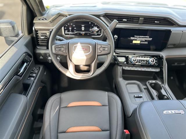 2025 GMC Sierra 2500HD 4WD Crew Cab Standard Bed AT4 Tucson AZ