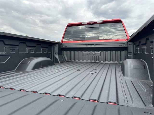 2025 GMC Sierra 2500HD 4WD Crew Cab Standard Bed AT4 Tucson AZ