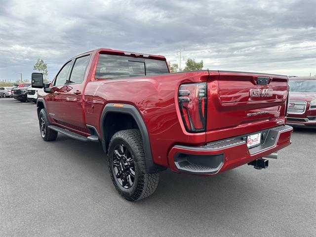 2025 GMC Sierra 2500HD 4WD Crew Cab Standard Bed AT4 Tucson AZ