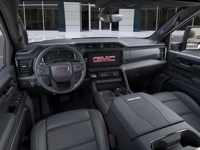 2025 GMC Sierra 2500HD 4WD Crew Cab Standard Bed AT4X Seaside CA