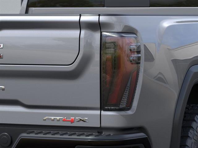 2025 GMC Sierra 2500HD 4WD Crew Cab Standard Bed AT4X Seaside CA