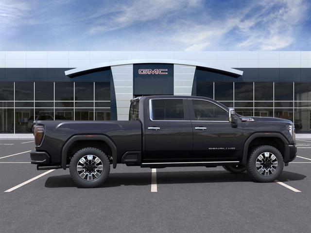 2025 GMC Sierra 2500HD 4WD Crew Cab Standard Bed Denali Seaside CA