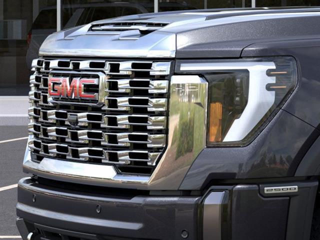 2025 GMC Sierra 2500HD 4WD Crew Cab Standard Bed Denali Seaside CA