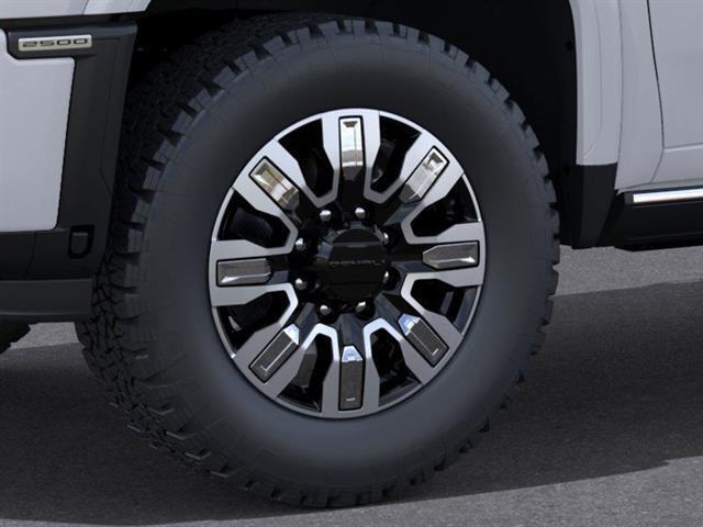 2025 GMC Sierra 2500HD 4WD Crew Cab Standard Bed Denali Seaside CA