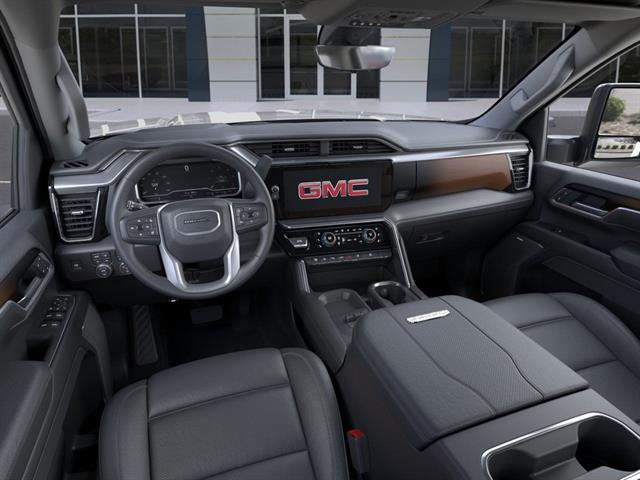 2025 GMC Sierra 2500HD 4WD Crew Cab Standard Bed Denali Seaside CA