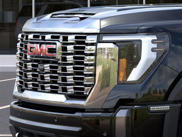 2025 GMC Sierra 2500HD 4WD Crew Cab Standard Bed Denali Seaside CA
