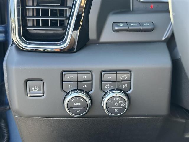 2025 GMC Sierra 2500HD 4WD Crew Cab Standard Bed Denali Tucson AZ
