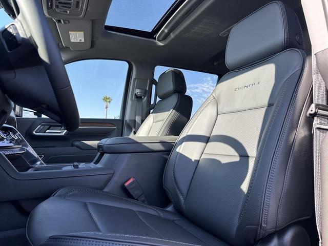 2025 GMC Sierra 2500HD 4WD Crew Cab Standard Bed Denali Tucson AZ