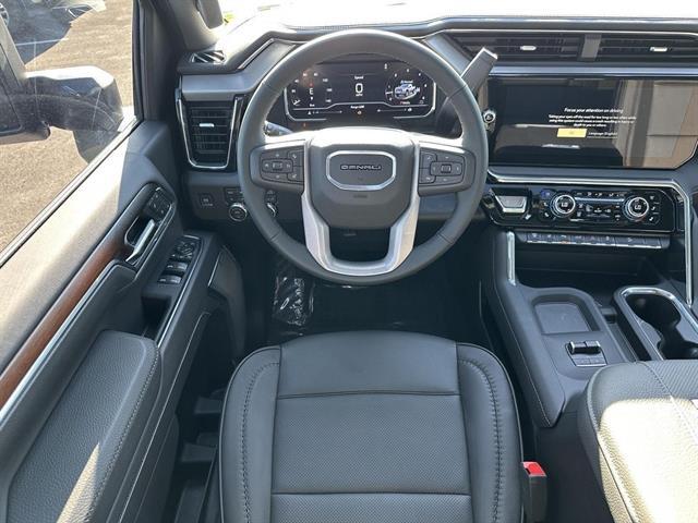 2025 GMC Sierra 2500HD 4WD Crew Cab Standard Bed Denali Tucson AZ