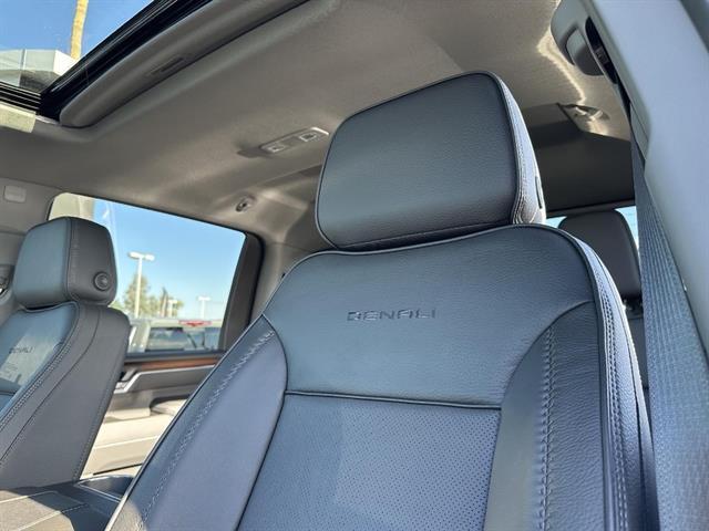 2025 GMC Sierra 2500HD 4WD Crew Cab Standard Bed Denali Tucson AZ