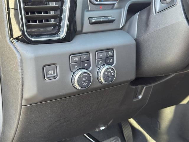 2025 GMC Sierra 2500HD 4WD Crew Cab Standard Bed Denali Tucson AZ