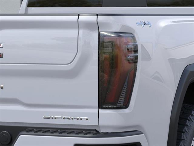 2025 GMC Sierra 2500HD 4WD Crew Cab Standard Bed Denali Ultimat Seaside CA
