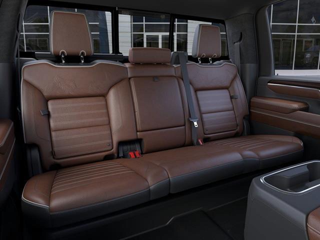 2025 GMC Sierra 2500HD 4WD Crew Cab Standard Bed Denali Ultimat Seaside CA