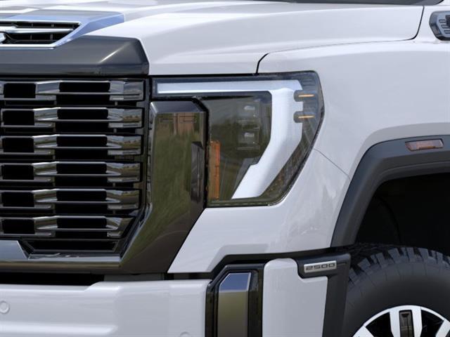 2025 GMC Sierra 2500HD 4WD Crew Cab Standard Bed Denali Ultimat Seaside CA