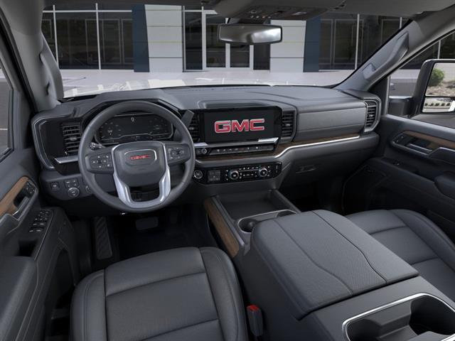 2025 GMC Sierra 2500HD 4WD Crew Cab Standard Bed SLT Seaside CA