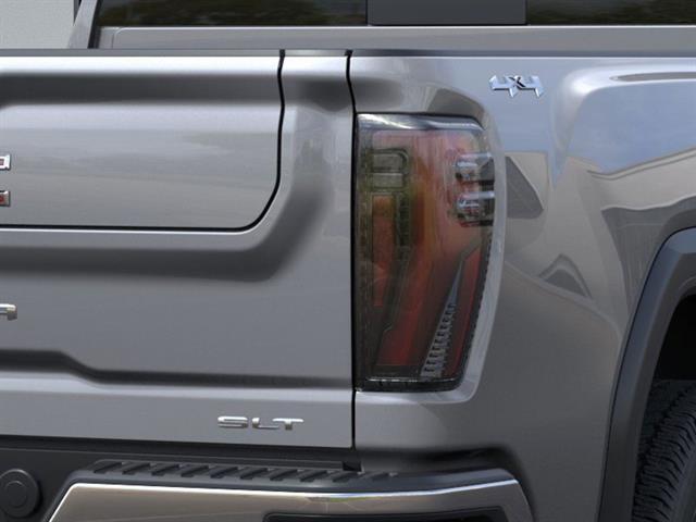 2025 GMC Sierra 2500HD 4WD Crew Cab Standard Bed SLT Seaside CA