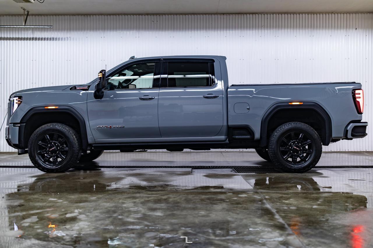 2025 GMC Sierra 2500HD 4x4 Crew Cab AT4 Diesel Leather Roof Nav BCam Red Deer AB