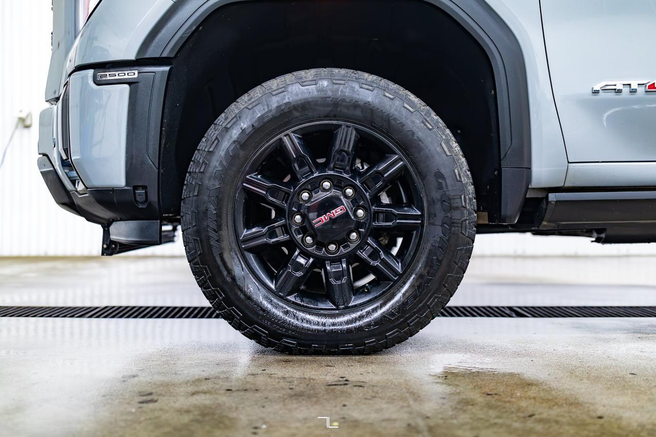 2025 GMC Sierra 2500HD 4x4 Crew Cab AT4 Diesel Leather Roof Nav BCam Red Deer AB