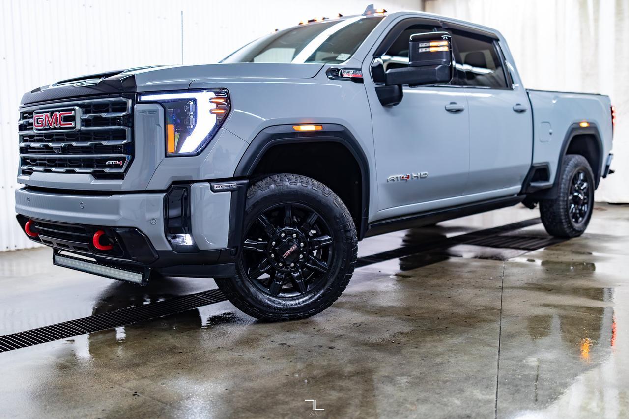 2025 GMC Sierra 2500HD 4x4 Crew Cab AT4 Diesel Leather Roof Nav BCam Red Deer AB