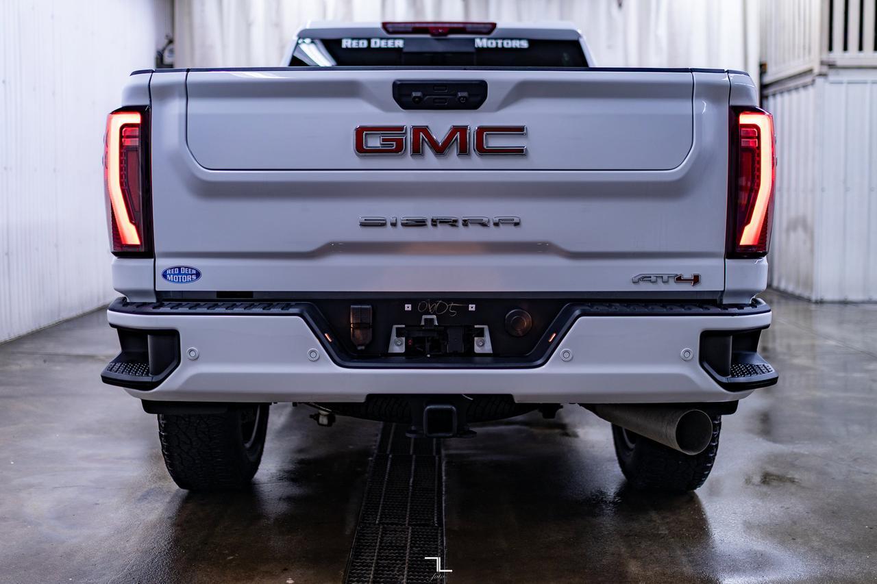 2025 GMC Sierra 2500HD 4x4 Crew Cab AT4 Diesel Leather Roof Nav Red Deer AB