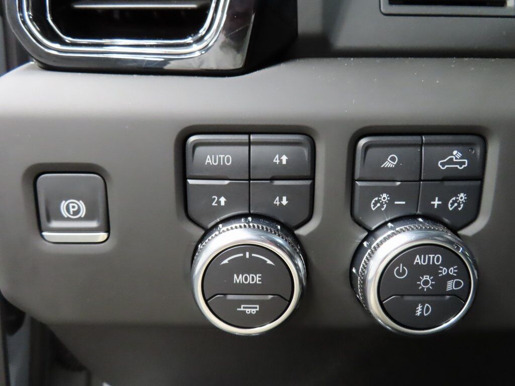 2025 GMC Sierra 2500HD 4x4 Crew Cab AT4 Fond du Lac WI