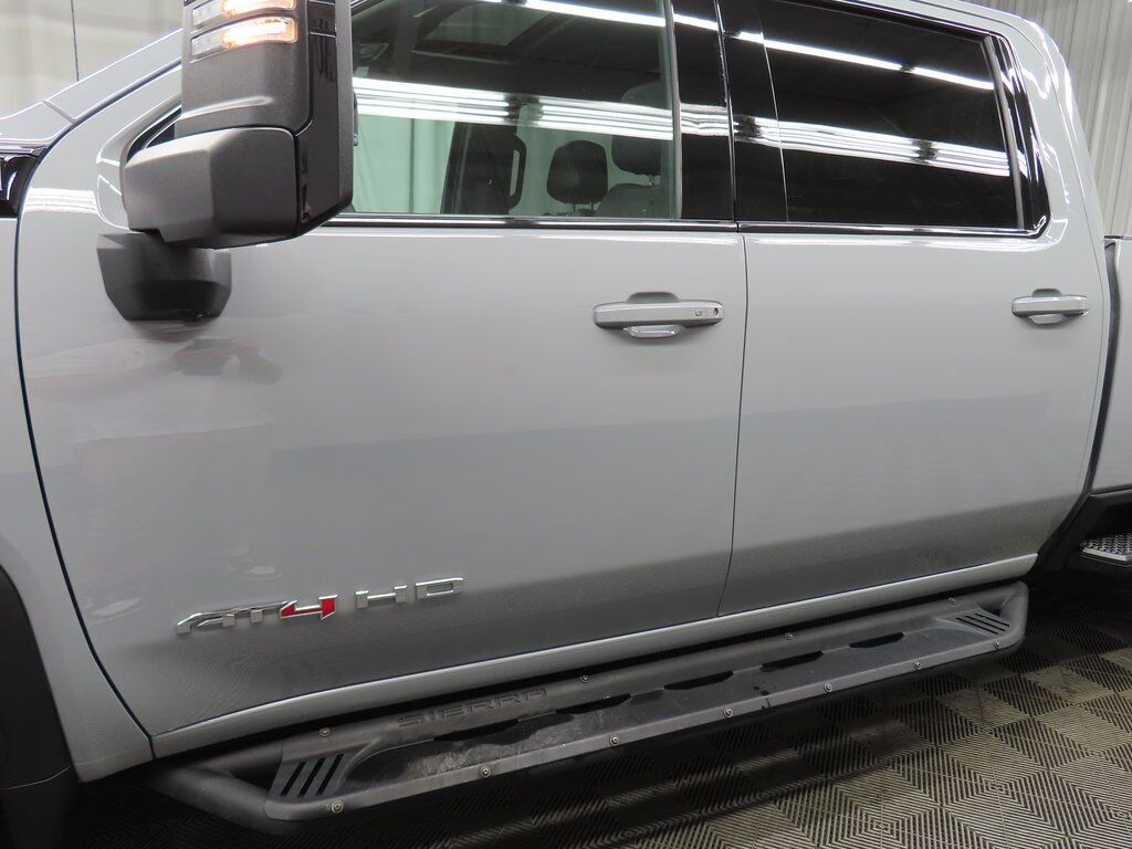 2025 GMC Sierra 2500HD 4x4 Crew Cab AT4 Fond du Lac WI