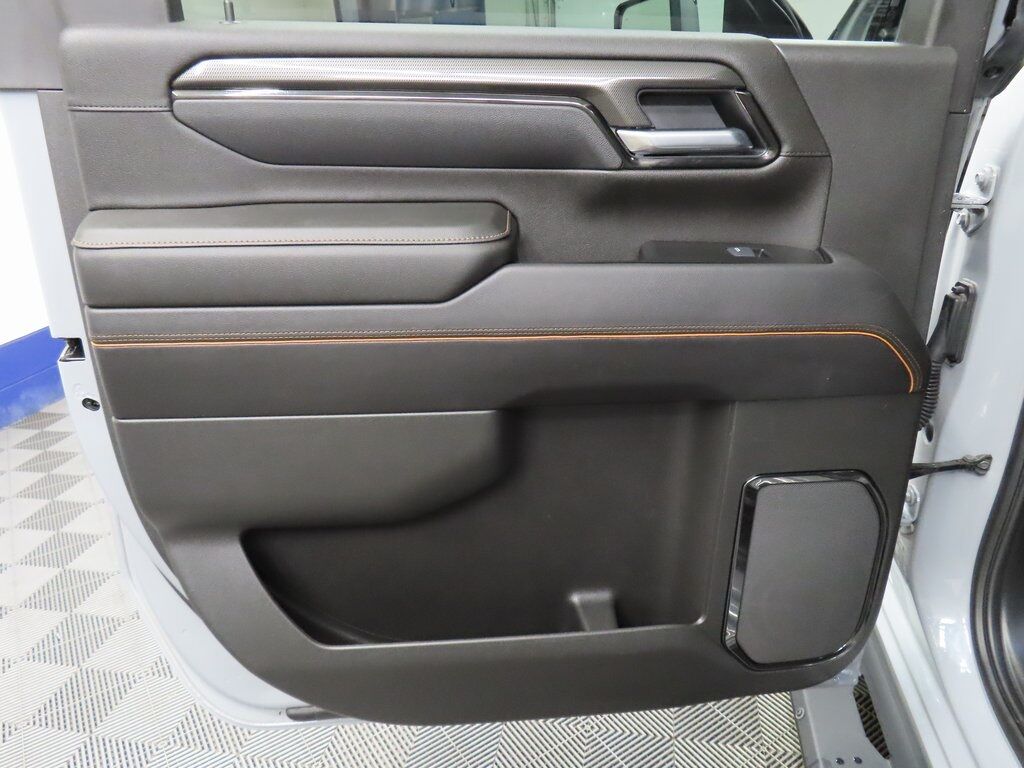 2025 GMC Sierra 2500HD 4x4 Crew Cab AT4 Fond du Lac WI