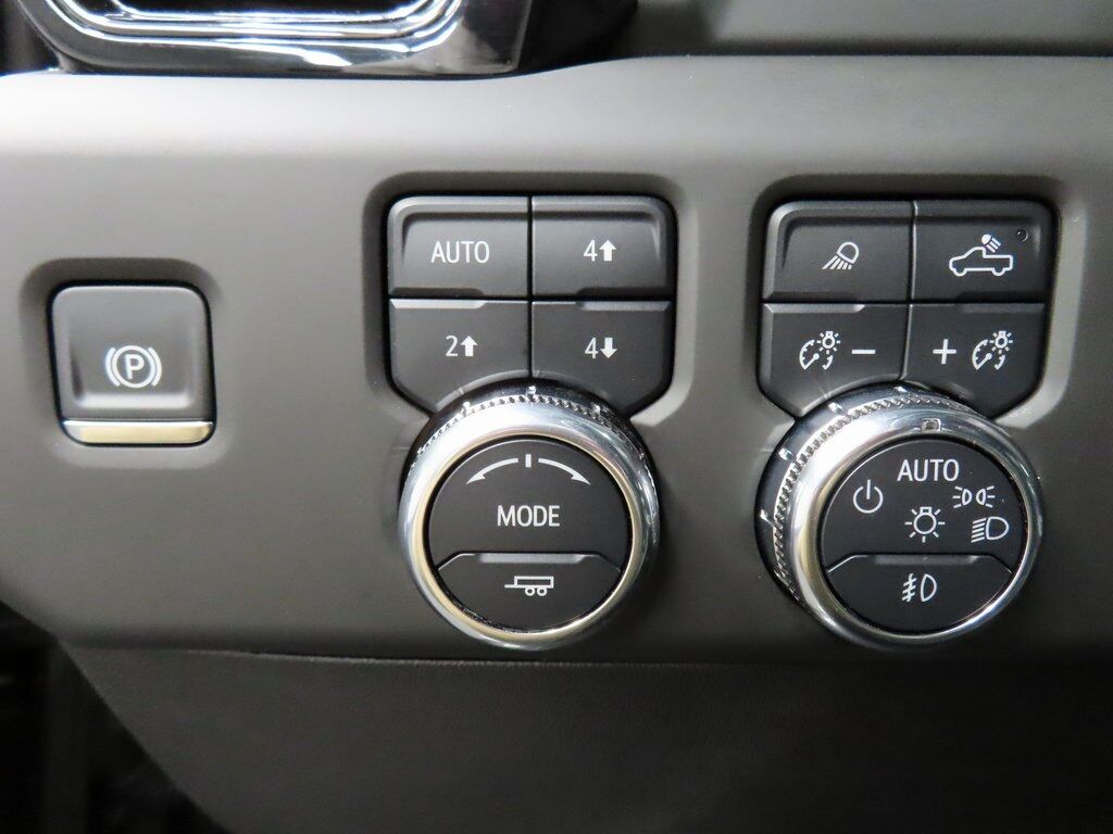 2025 GMC Sierra 2500HD 4x4 Crew Cab AT4 Fond du Lac WI