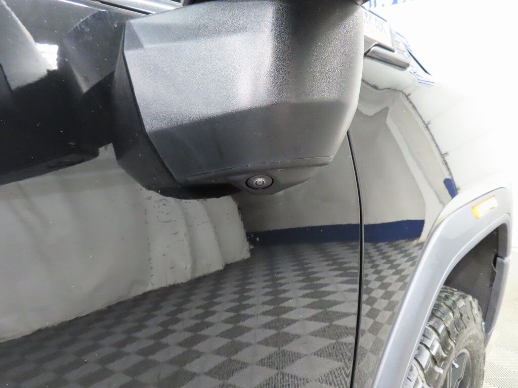 2025 GMC Sierra 2500HD 4x4 Crew Cab AT4 Fond du Lac WI