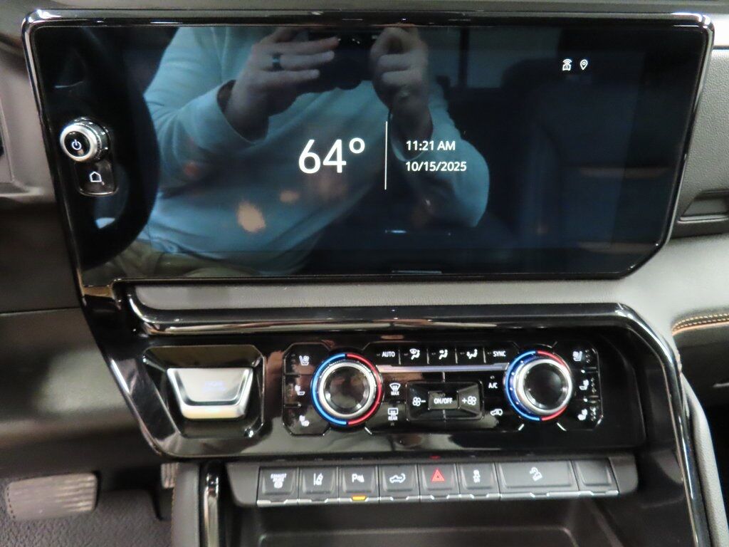 2025 GMC Sierra 2500HD 4x4 Crew Cab AT4 Fond du Lac WI