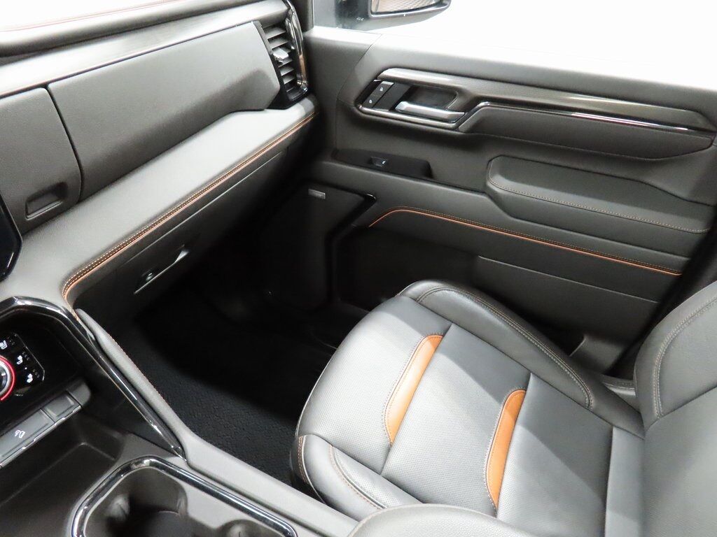 2025 GMC Sierra 2500HD 4x4 Crew Cab AT4 Fond du Lac WI