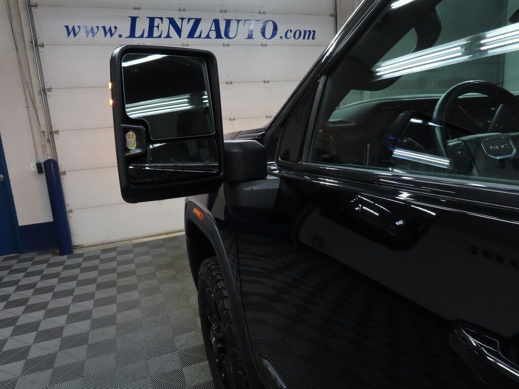 2025 GMC Sierra 2500HD 4x4 Crew Cab AT4 Fond du Lac WI