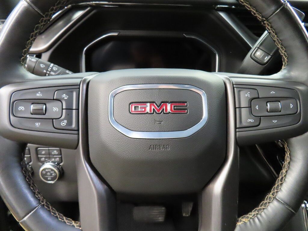 2025 GMC Sierra 2500HD 4x4 Crew Cab AT4 Fond du Lac WI