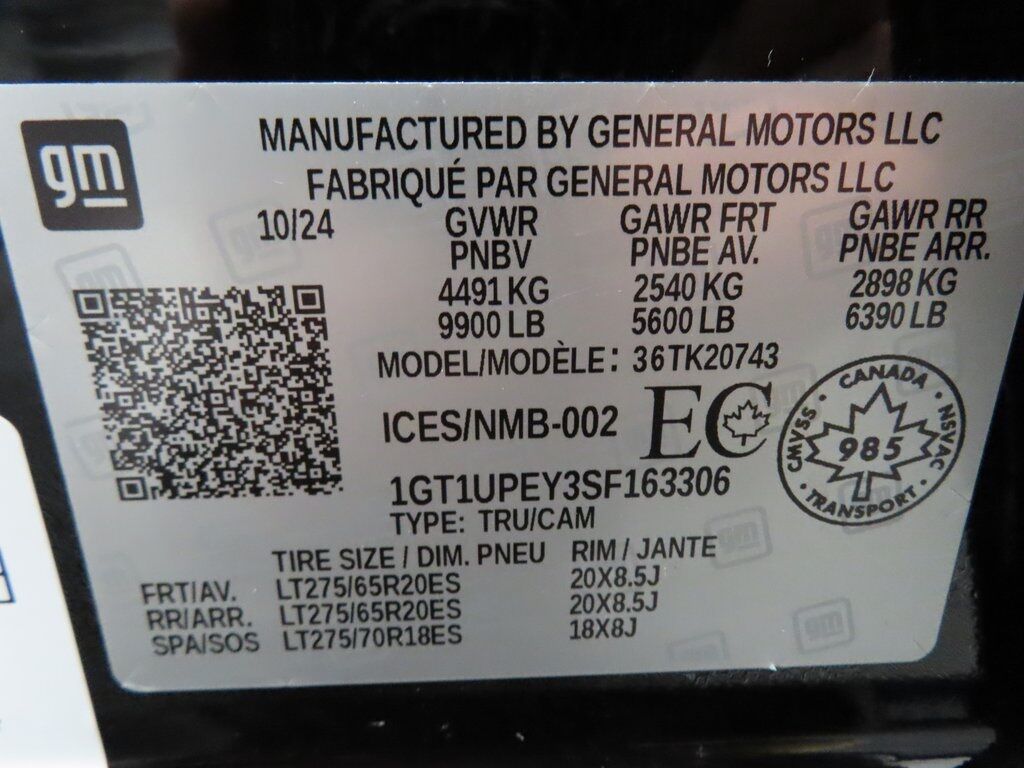 2025 GMC Sierra 2500HD 4x4 Crew Cab AT4 Fond du Lac WI