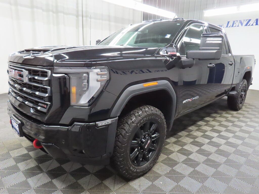 2025 GMC Sierra 2500HD 4x4 Crew Cab AT4 Fond du Lac WI