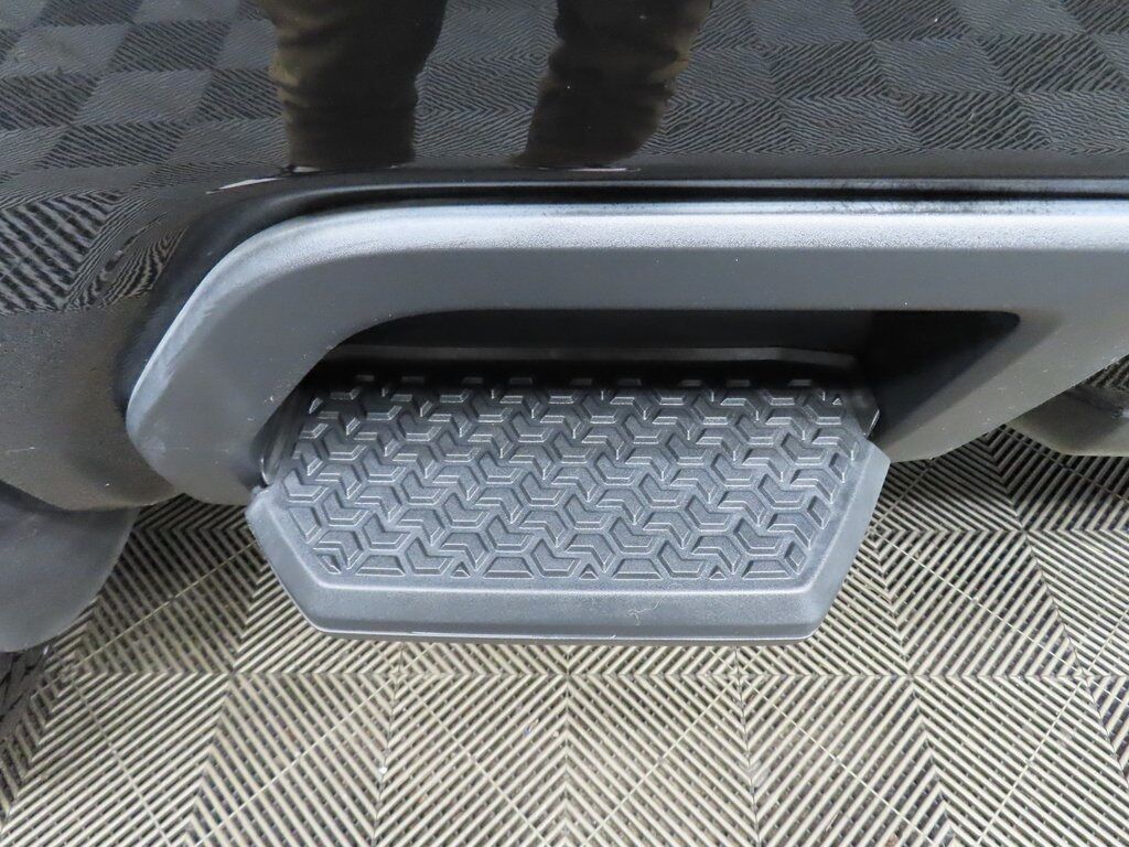 2025 GMC Sierra 2500HD 4x4 Crew Cab AT4 Fond du Lac WI