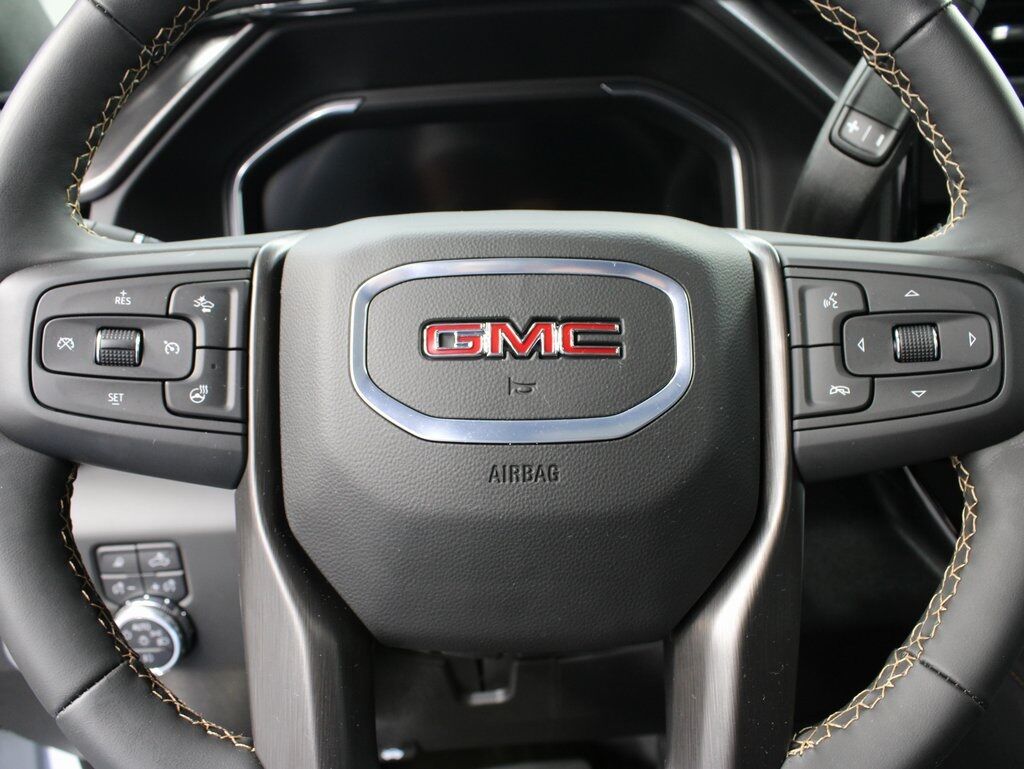 2025 GMC Sierra 2500HD 4x4 Crew Cab AT4 Fond du Lac WI