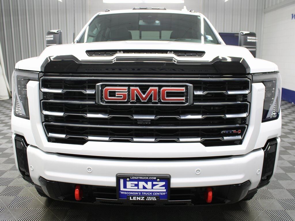2025 GMC Sierra 2500HD 4x4 Crew Cab AT4 Fond du Lac WI