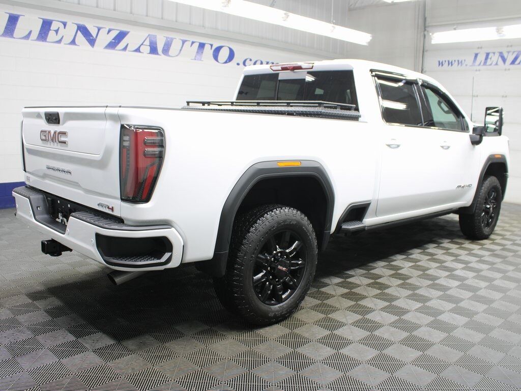 2025 GMC Sierra 2500HD 4x4 Crew Cab AT4 Fond du Lac WI