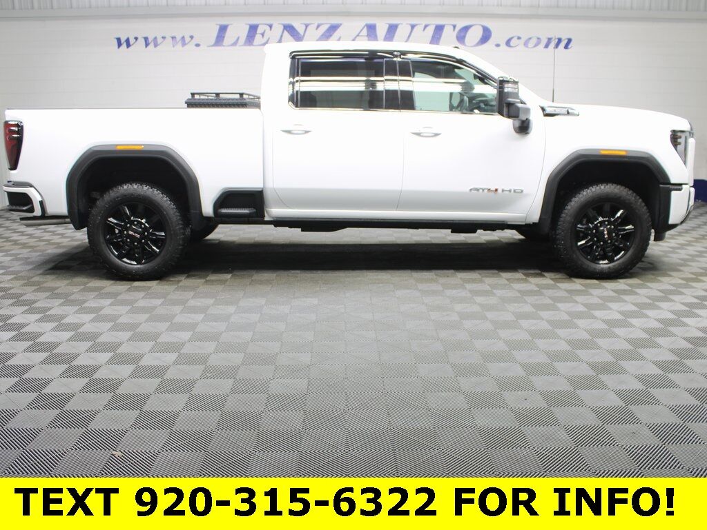 2025 GMC Sierra 2500HD 4x4 Crew Cab AT4 Fond du Lac WI