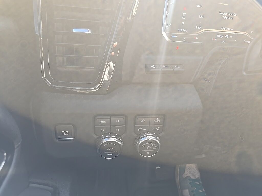 2025 GMC Sierra 2500HD 4x4 Crew Cab AT4 Fond du Lac WI