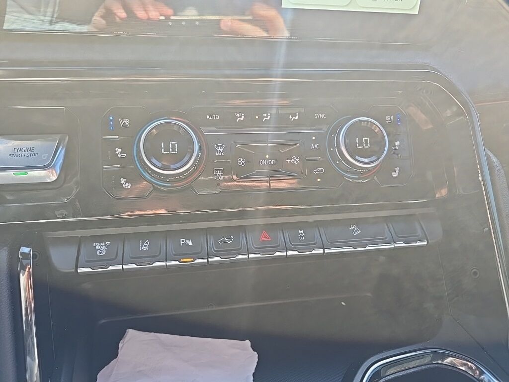 2025 GMC Sierra 2500HD 4x4 Crew Cab AT4 Fond du Lac WI