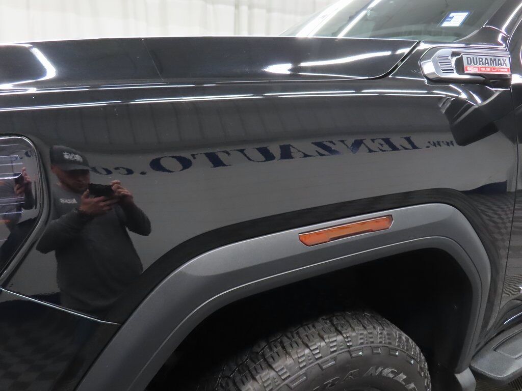 2025 GMC Sierra 2500HD 4x4 Crew Cab AT4 Fond du Lac WI