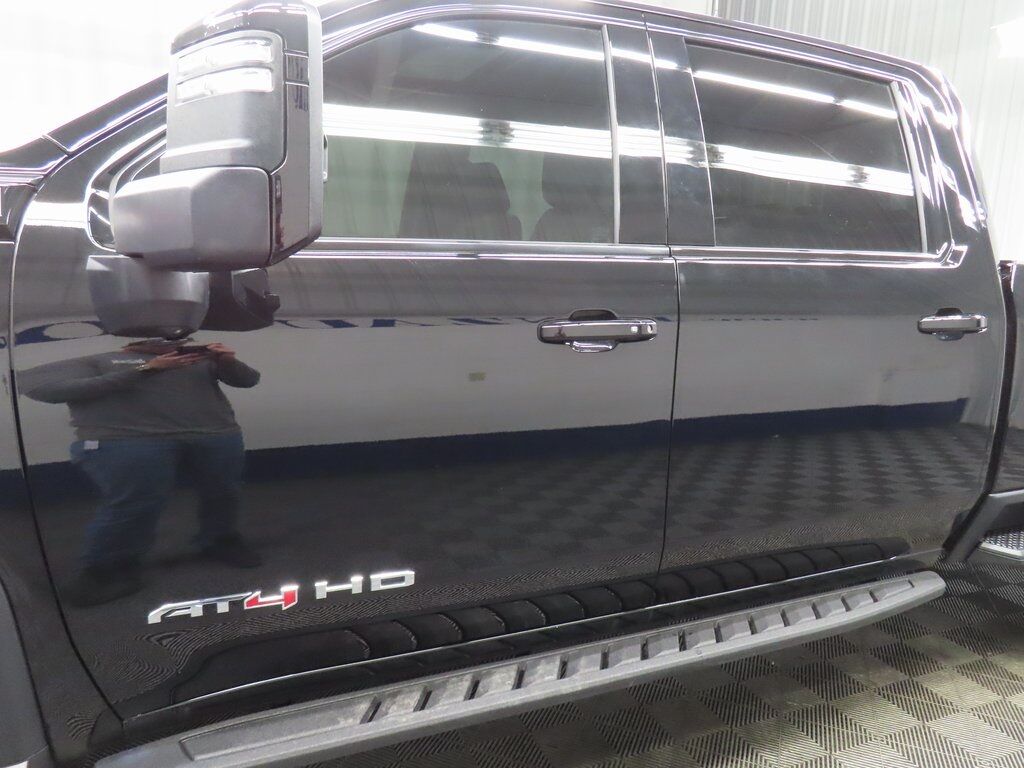 2025 GMC Sierra 2500HD 4x4 Crew Cab AT4 Fond du Lac WI